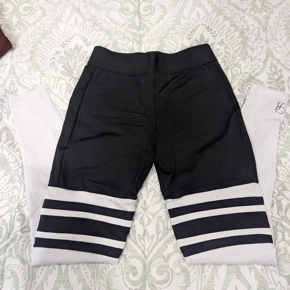 Bombshell sportswear leggings